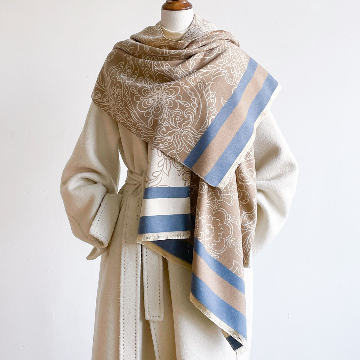 Cashmere Pashmina Wrap - 暖かいイミテーションカシミヤスカーフ、女性用フリンジ付き厚手ショール、リバーシブル冬用ペイズリープリントスカーフ、パシュミナ、秋用大型ブランケットラップ